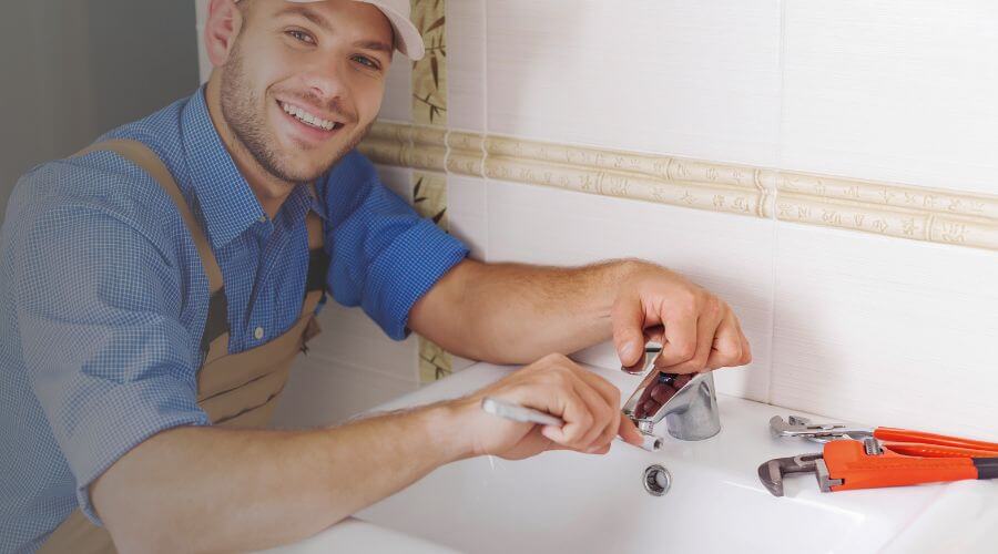 Expert burst pipe repair services in Bear Creek, WI